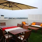 Apartamento ático Con Vistas Al Mar, Solarium Privado Y Piscina *