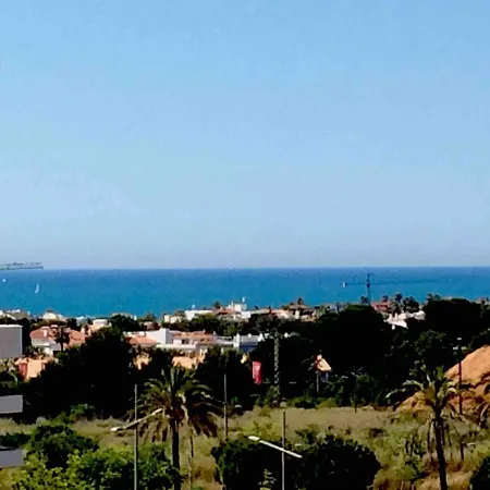 Atico Con Vistas Al Mar, Solarium Privado Y Piscina Apartman Sitges